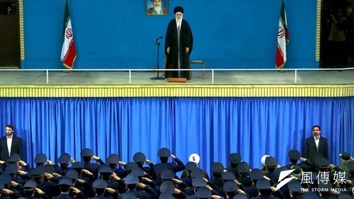 伊朗以外交上配合,軍事上挑釁的態度面對西方國家。(美聯社) 伊朗以外交上配合,軍事上挑釁的態度面對西方國家。(美聯社)