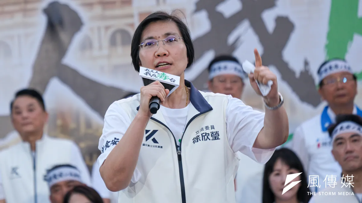 核能流言終結者黃士修直言,徐欣瑩(見圖)與吳旭智背信毀約,把全黨綁著一起套牢,如同「挾持人質的歹徒」。(資料照,劉偉宏攝)