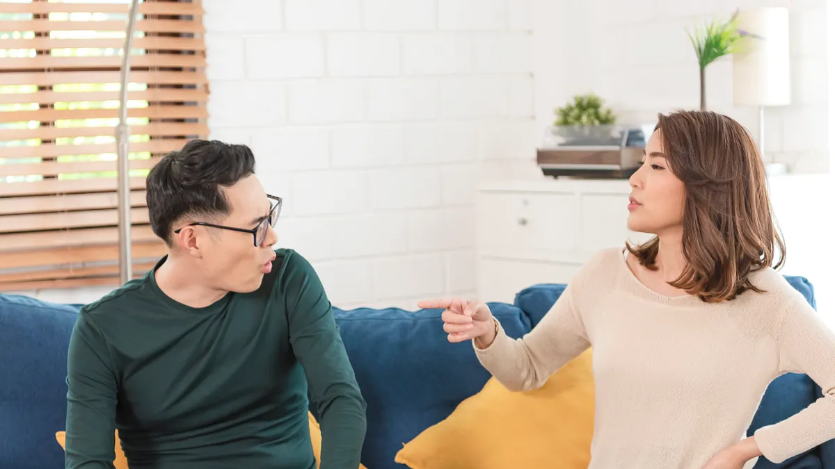 情侶婚前同居到底有什麼優缺點,引起網友們的討論。(示意圖/取自Freepik)