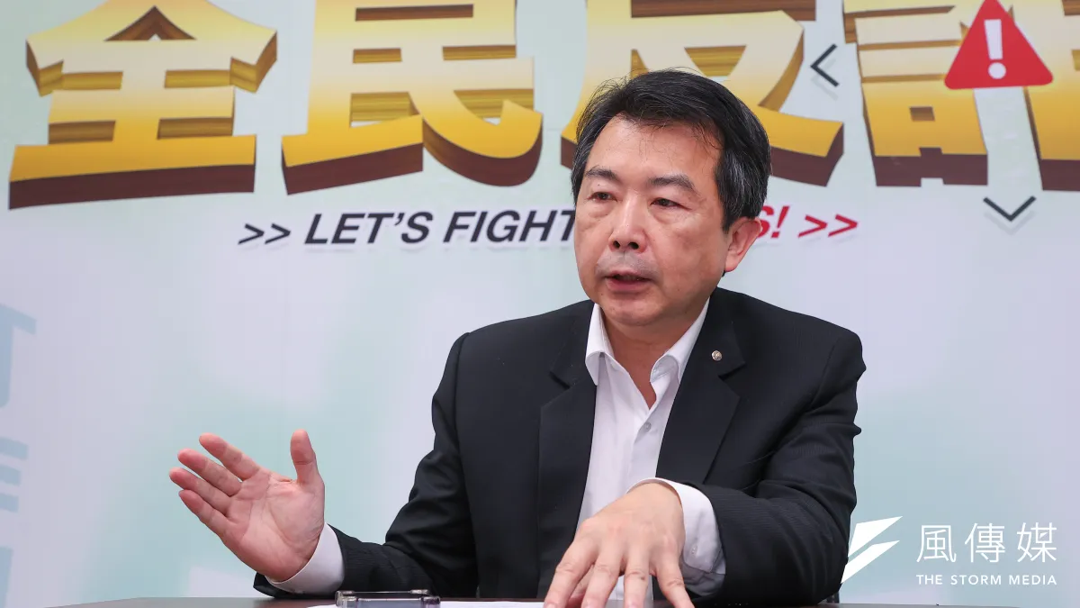 刑事警察局預防科科長林書立分享若將個人財產視為一座城堡,「金流、數位流、資訊流」就是保護城池的三條護城河,「在詐欺案中,錢是扮演最關鍵的角色。(顏麟宇攝)