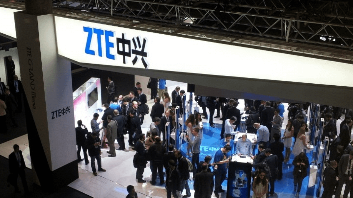 受到美國禁售令影響,中興通訊(ZTE)表示手機業務受到影響,面臨斷貨情況,目前主要經營活動已無法進行。(圖/取自WikiCommons,數位時代提供) 受到美國禁售令影響,中興通訊(ZTE)表示手機業務受到影響,面臨斷貨情況,目前主要經營活動已無法進行。(圖/取自WikiCommons,數位時代提供)
