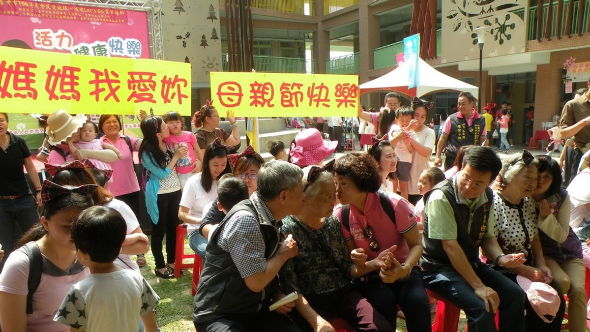 全民減碳愛地球 太平綠色園遊會慶祝母親節 全民減碳愛地球 太平綠色園遊會慶祝母親節