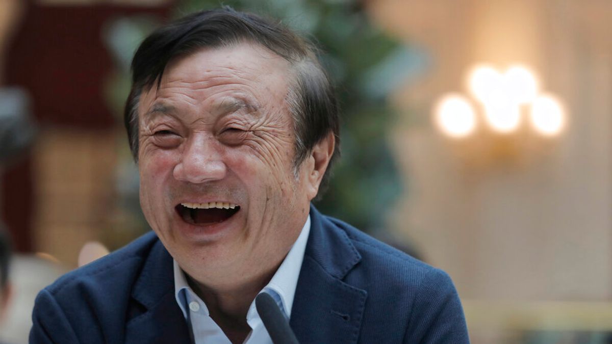 悲壯的自力更生:當其他陸企還在享受「美國紅利」,華為為何承認戰略性示弱?解讀任正非的求生信號