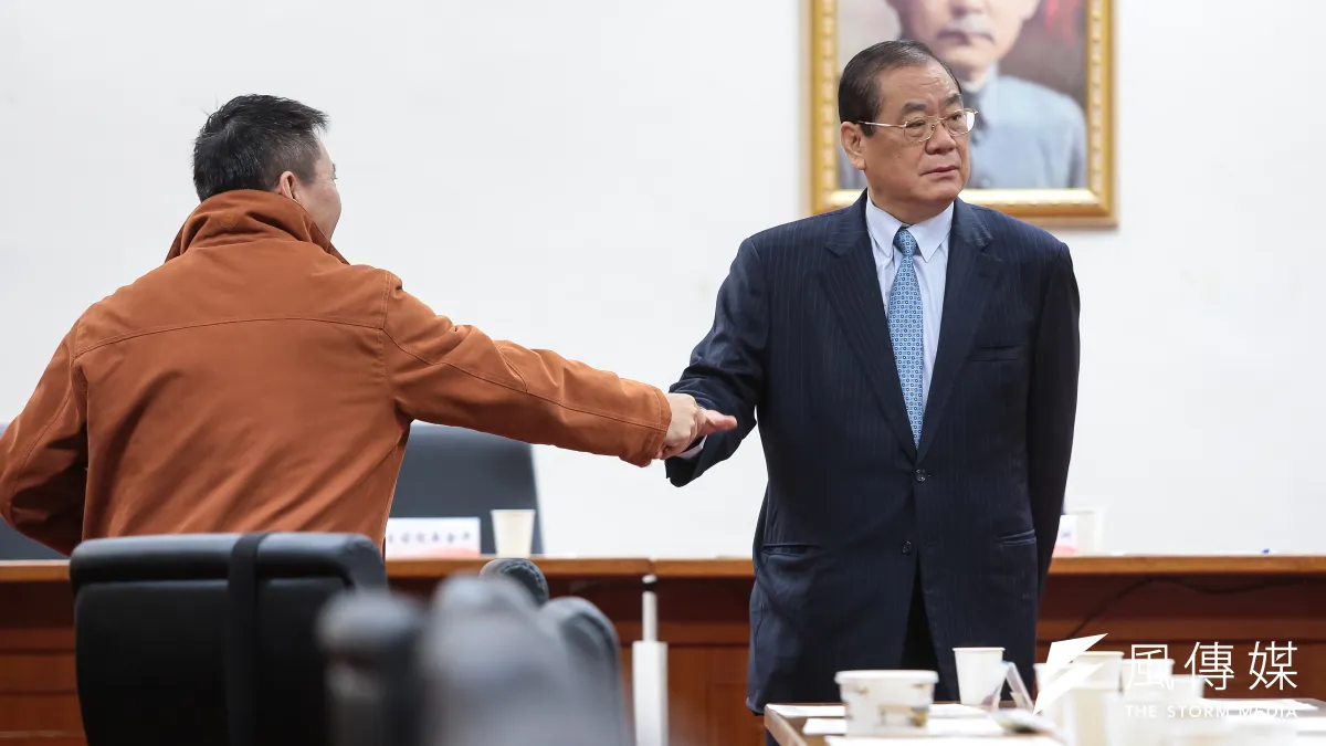 國民黨秘書長曾永權這會期重操舊業,除了整合黨中央與智庫、立院黨團,也多次「指揮」立院黨團,成為實質的大黨鞭。(資料照,顏麟宇攝)