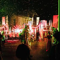 三冠受賞の音楽家・柯智豪が、繊細かつ豊かな音響デザインで台湾の日常に息づく多様な音を紡ぎ出し、感動的な音の劇場を創り上げた。(写真/文化部提供) 三冠受賞の音楽家・柯智豪が、繊細かつ豊かな音響デザインで台湾の日常に息づく多様な音を紡ぎ出し、感動的な音の劇場を創り上げた。(写真/文化部提供)