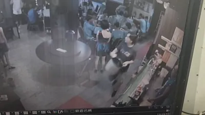 市民大道熱炒店與北科大學生發生「白飯之亂」糾紛。(圖/翻攝自熱炒店臉書)