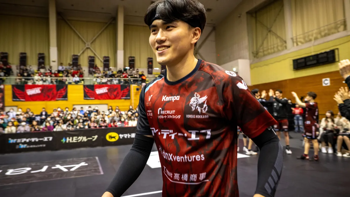 曾被稱為「最強高中生」、日本職業排球選手張育陞從2019年開始,效力於日本職業排球聯賽的VOREAS北海道。(北海道VOREAS提供)