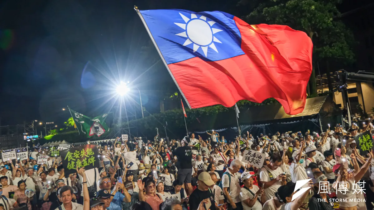 致癌油食安風暴延燒至今,並激起民眾上凱道,但國民黨評估,不太可能僅憑毒油政治紅利打贏2026年九合一選戰。(資料照,劉偉宏攝)
