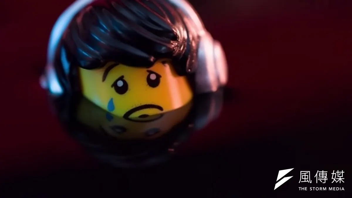 在綠色和平組織施壓之下,樂高宣布不再與殼牌石油繼續合作關係(YouTube) 在綠色和平組織施壓之下,樂高宣布不再與殼牌石油繼續合作關係(YouTube)