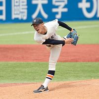5回を1安打無失点に抑え、試合を作った法大の先発・丸山陽太投手。(写真/許甄玲撮影) 5回を1安打無失点に抑え、試合を作った法大の先発・丸山陽太投手。(写真/許甄玲撮影)