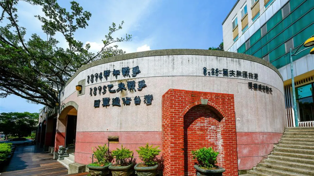 彰化縣著名風景區「八卦山大佛風景區遊客中心、1895八卦山抗日保台史蹟館、彰化縣旅遊服務中心」等三地場館農曆過年都有開館。(圖/彰化縣政府)