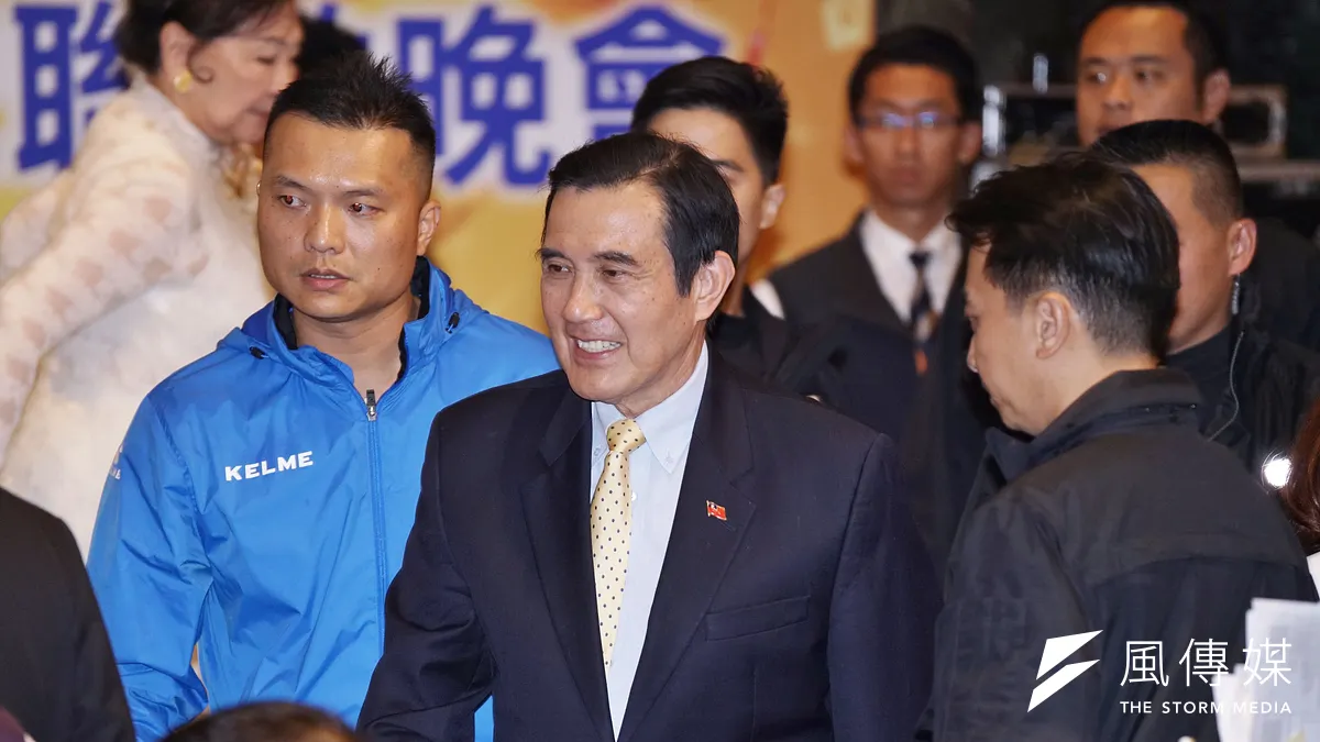 前總統馬英九為國民黨立委輔選時表示,蔡英文若連任,未來電價會漲五成。(盧逸峰攝) 前總統馬英九為國民黨立委輔選時表示,蔡英文若連任,未來電價會漲五成。(盧逸峰攝)