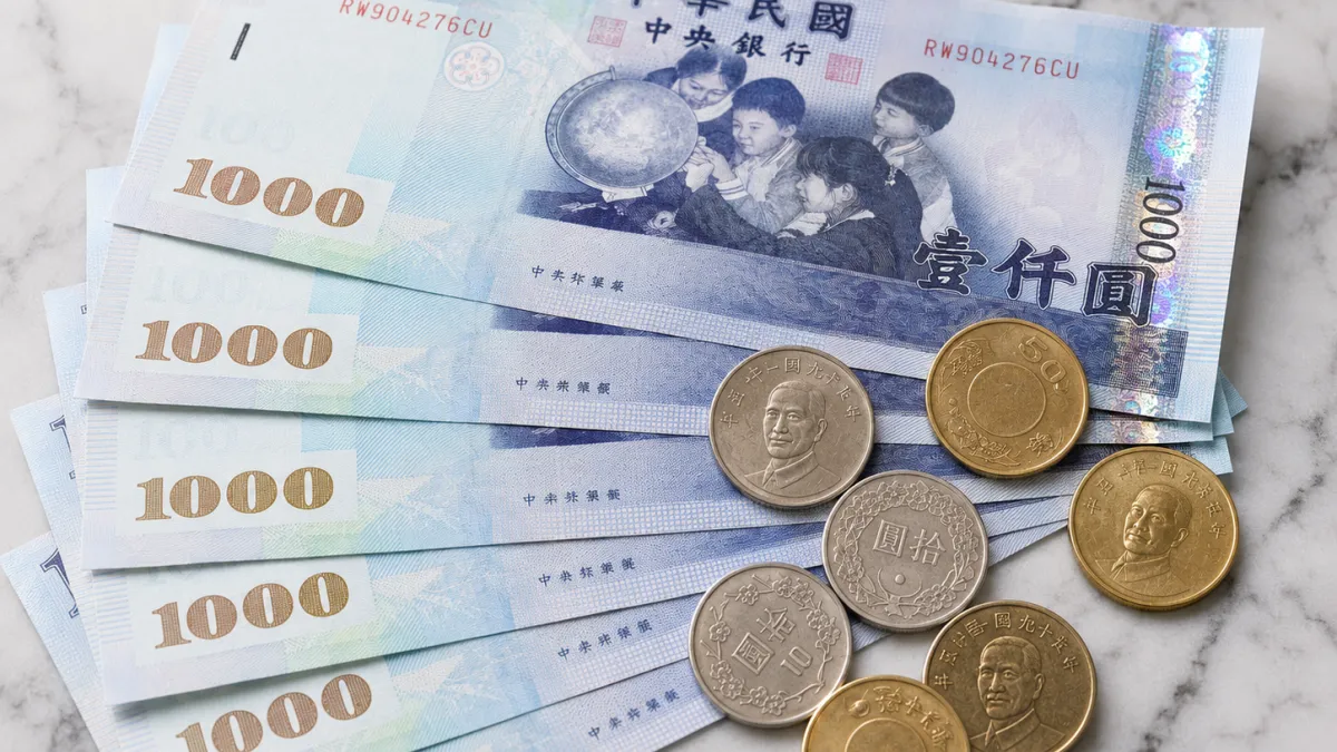 2026重陽敬老禮金懶人包!全台22縣市加碼金額、領取條件與入帳時間一表速查。(示意圖/ChatGPT)