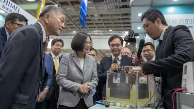 蔡英文總統出席智慧能源週活動。(蔡英文臉書)