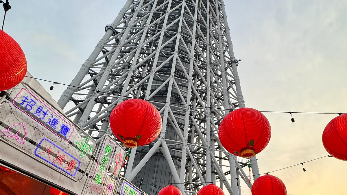 日本で働いていた台湾人女性が、スカイツリーの台湾祭勤務中に勤務先の社長から性的嫌がらせを受けたとして、SNSや報道機関を通じて被害を訴えている。(写真/黃信維撮影) 日本で働いていた台湾人女性が、スカイツリーの台湾祭勤務中に勤務先の社長から性的嫌がらせを受けたとして、SNSや報道機関を通じて被害を訴えている。(写真/黃信維撮影)