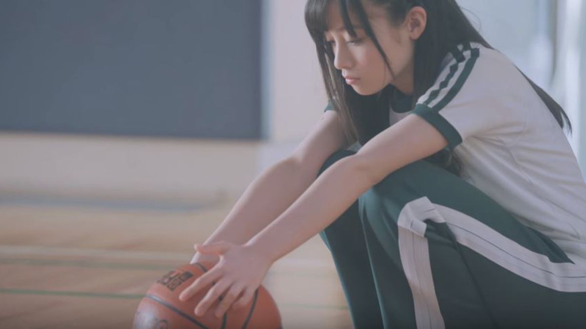 為什麼是校方單方面決定學生該有什麼樣子?美與醜是校方說的算?(圖/AmebaOfficialChannel@youtube) 為什麼是校方單方面決定學生該有什麼樣子?美與醜是校方說的算?(圖/AmebaOfficialChannel@youtube)