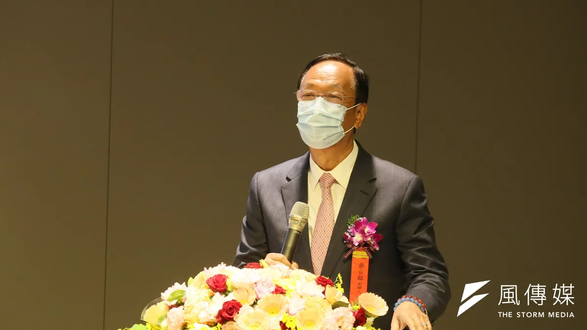 鴻海創辦人郭台銘(見圖)積極在採購BNT疫苗努力,昨曾一度贊許衛福部長陳時中等賣力協助,今卻態度轉向。(資料照,柯承惠攝)
