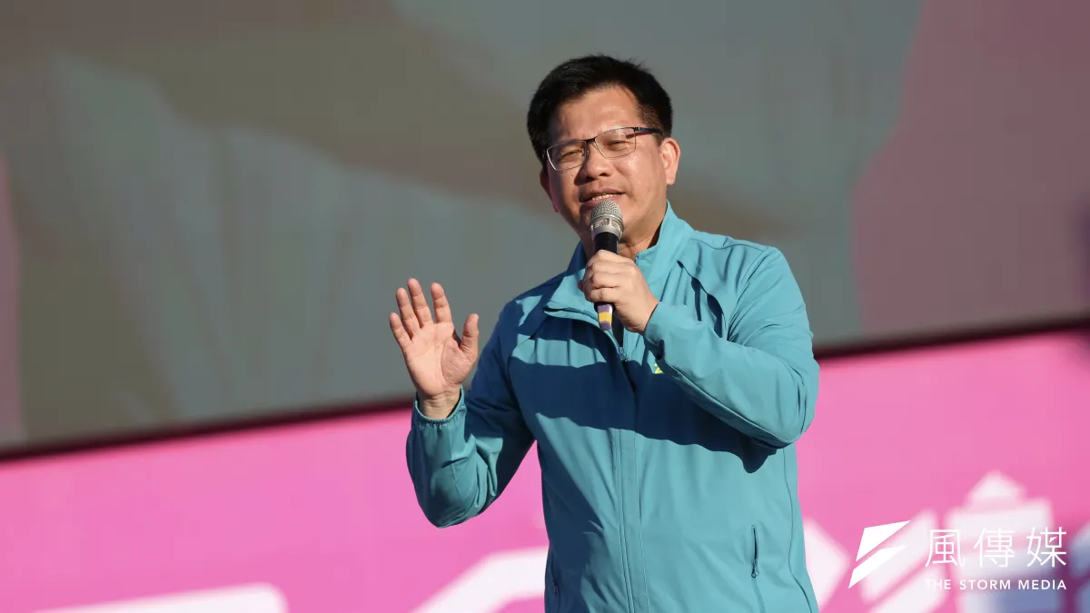 交通部長林佳龍(見圖)22日受訪時提出「少數委員決定國家政策」的說法,引起交通學界強烈反彈。(簡必丞攝)