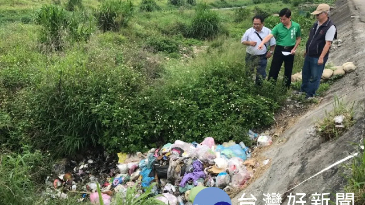 溫寮溪雜草垃圾阻水危害 民代官員會勘研改善