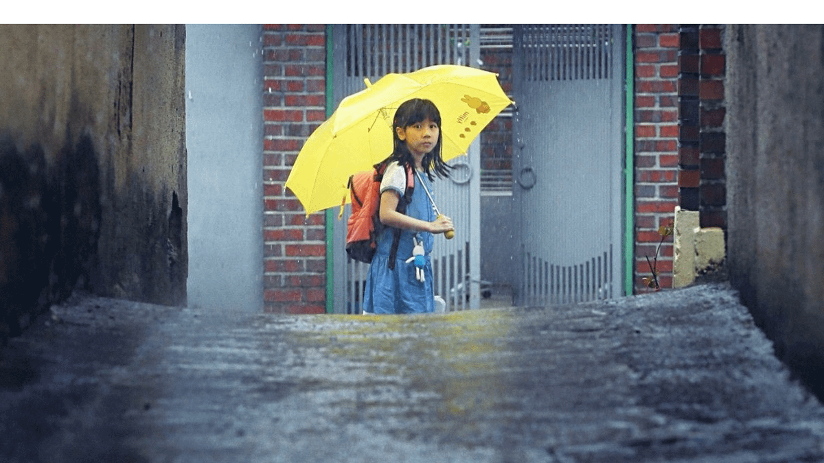 八歲女童在上學途中慘遭性侵,如今加害者即將出獄(圖/IMDb) 八歲女童在上學途中慘遭性侵,如今加害者即將出獄(圖/IMDb)