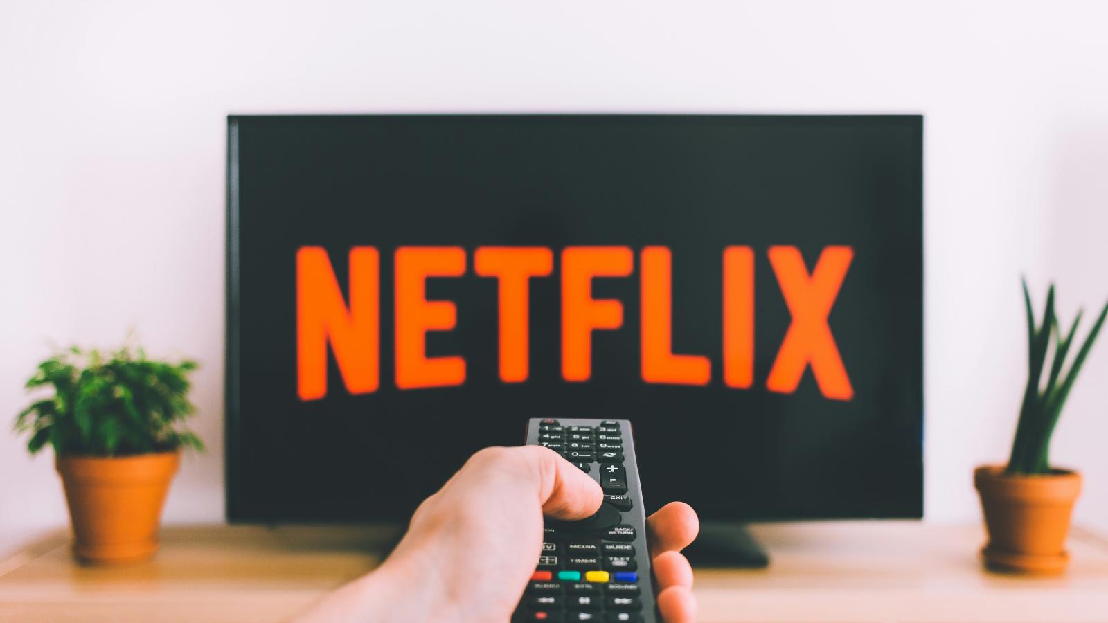 台灣串流市場進入存量戰!Netflix訂閱比重升至56%、訂閱戶月花355元,逾六成曾退訂