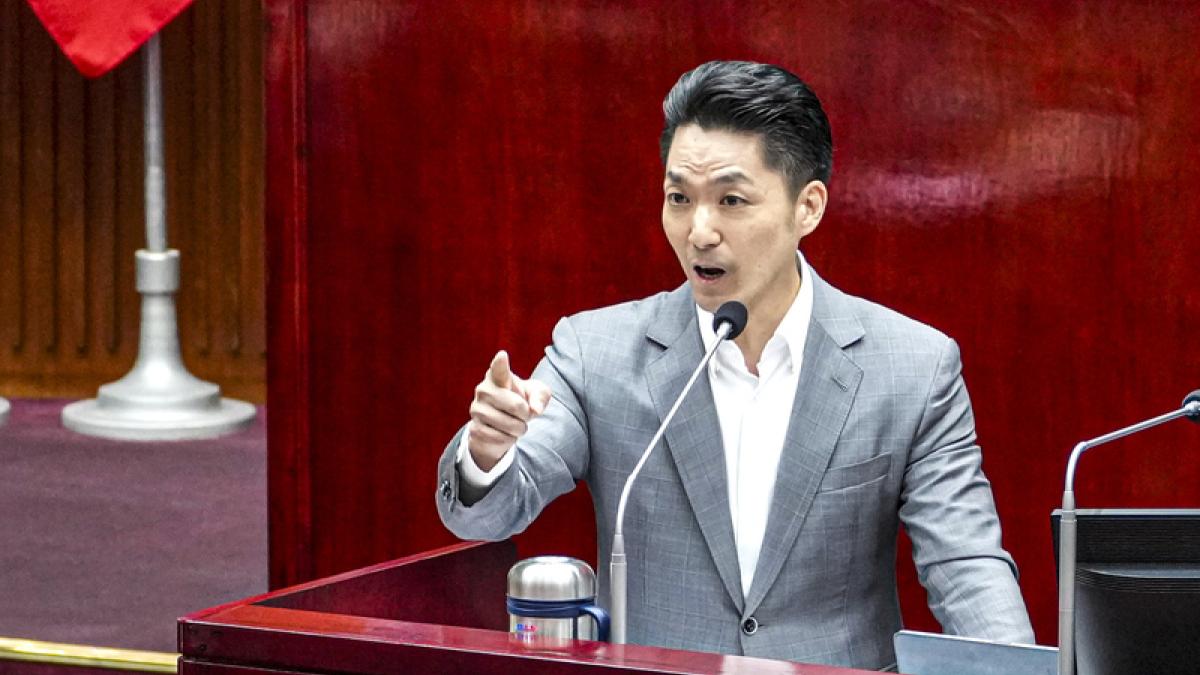蔣萬安罕見動怒!嗆簡舒培「索資佛地魔」:一次索資10萬筆資料,同仁受不了