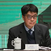 陸委会の邱垂正主任委員は、芸能人が中国共産党の統一戦線に協力していると確認された場合、『両岸人民関係条例』第33-1条に基づいて処分すると述べた。(写真/柯承惠撮影) 陸委会の邱垂正主任委員は、芸能人が中国共産党の統一戦線に協力していると確認された場合、『両岸人民関係条例』第33-1条に基づいて処分すると述べた。(写真/柯承惠撮影)