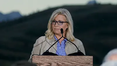 2022年8月,時任美國聯邦眾議員錢尼(Liz Cheney)在共和黨內初選落敗。(AP)