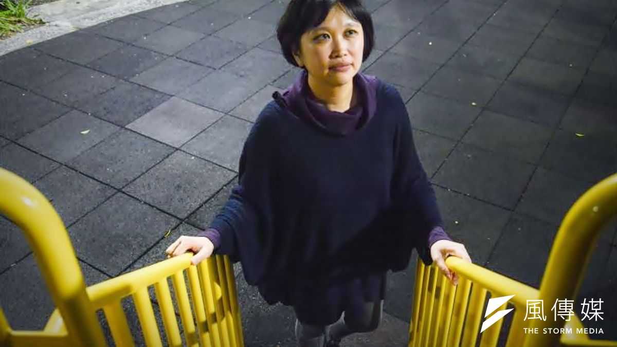 跟20年前比起來,現在年輕人到底多難生存?身為六年級生一代的新銳導演宋欣穎這樣看...(陳明仁攝) 跟20年前比起來,現在年輕人到底多難生存?身為六年級生一代的新銳導演宋欣穎這樣看...(陳明仁攝)