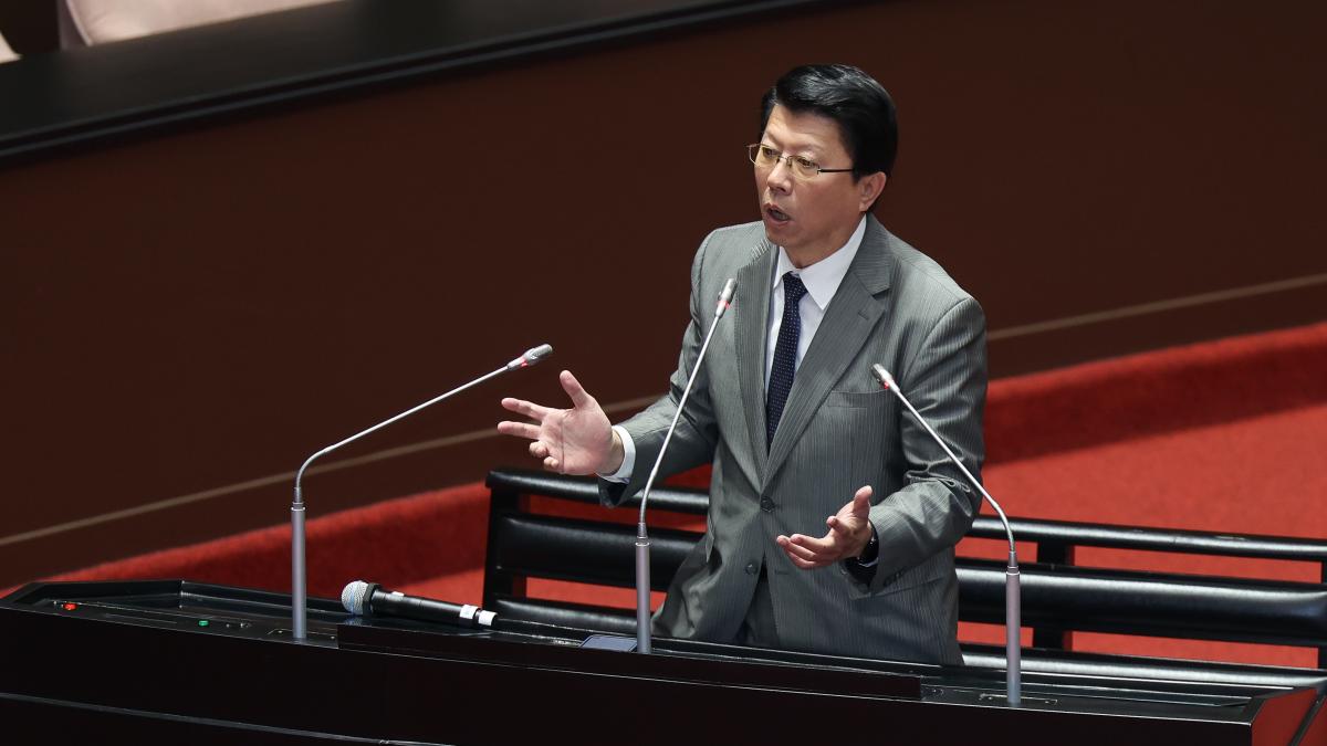 鞭刑公投逕付二讀 謝龍介喊「台灣人受夠了」:不能只顧著替加害人找理由