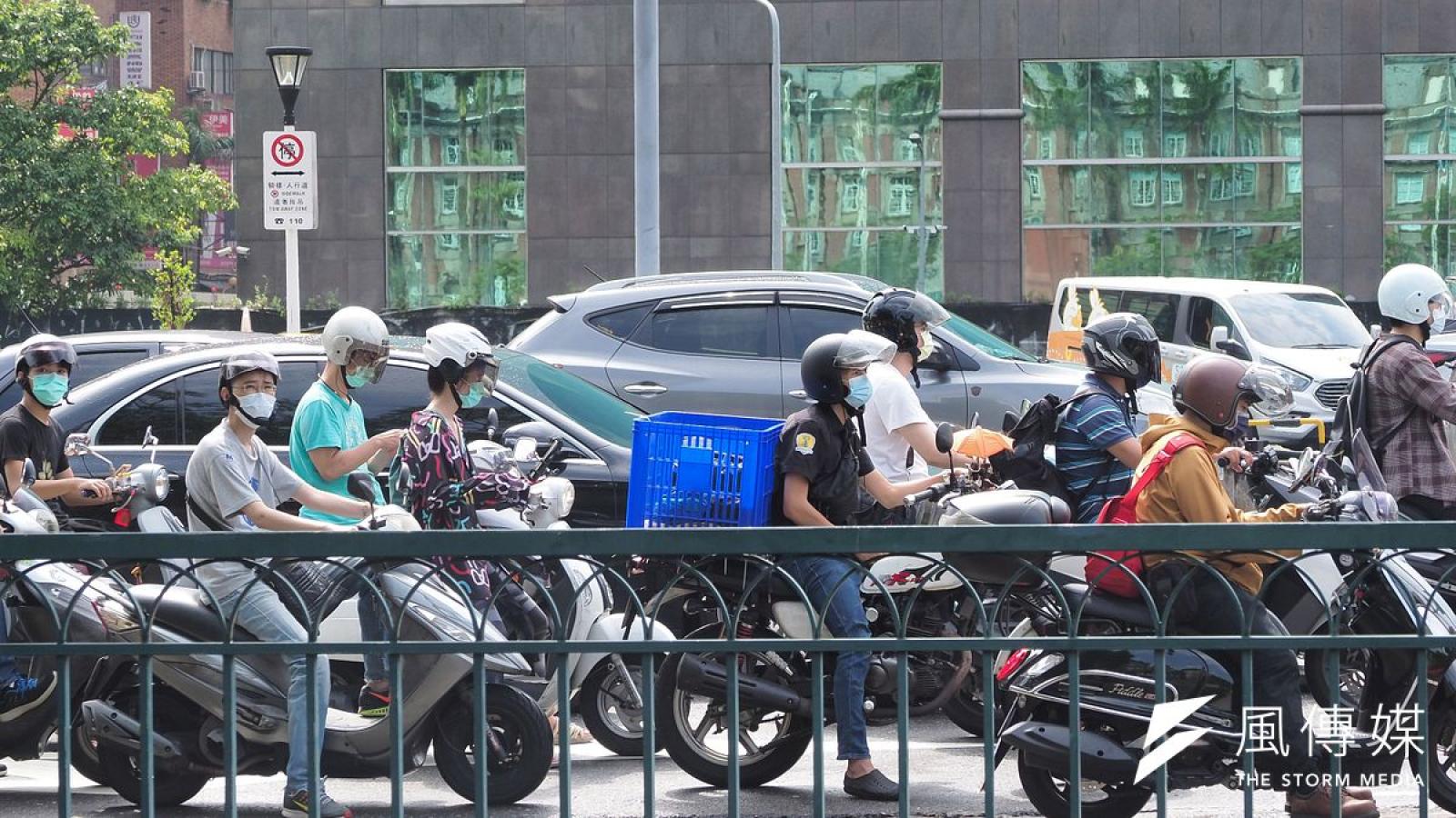 台灣太多測速照相?1年狂開1600萬張罰單 王世堅曝與這國驚人差距:別欺負小市民