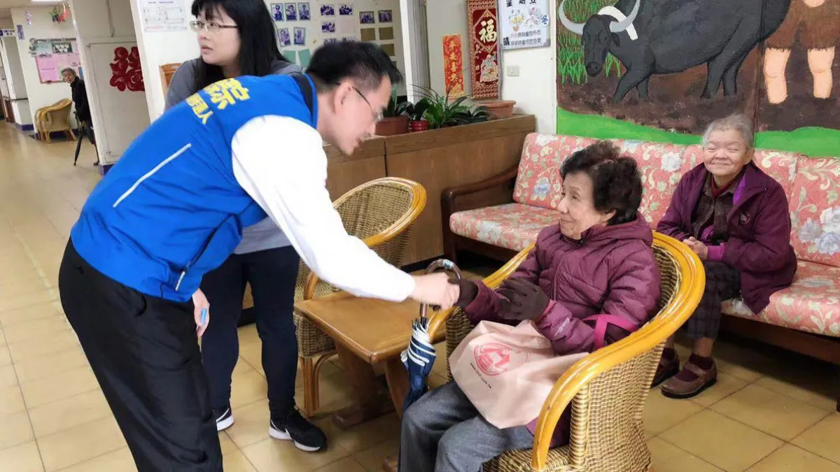 新北市七星區國民黨立委初選結果22日出爐,由具有高知名度的前台北市副市長李永萍勝出。而不少地方人士也勸進落敗的新創圈資深律師簡榮宗,繼續挑戰別區。(取自簡榮宗臉書)