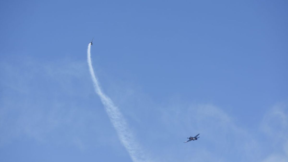 1944年10月份爆發的台灣近海航空戰,幾乎隨處可見零式戰鬥機被F6F地獄貓擊落的畫面,此照片攝於今年3月23日美國空軍戴維斯·蒙森(Davis Monthan Air Force Base)基地開放活動。(許劍虹攝) 1944年10月份爆發的台灣近海航空戰,幾乎隨處可見零式戰鬥機被F6F地獄貓擊落的畫面,此照片攝於今年3月23日美國空軍戴維斯·蒙森(Davis Monthan Air Force Base)基地開放活動。(許劍虹攝)