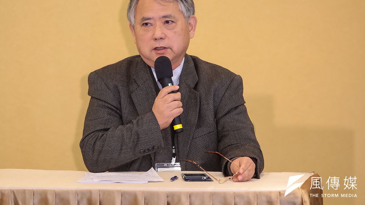 黨產會2日舉行「中華民國民眾服務總社是否為社團法人中國國民黨之附隨組織」聽證會,並邀政大國發所教授李酉潭發言。(顏麟宇攝) 黨產會2日舉行「中華民國民眾服務總社是否為社團法人中國國民黨之附隨組織」聽證會,並邀政大國發所教授李酉潭發言。(顏麟宇攝)