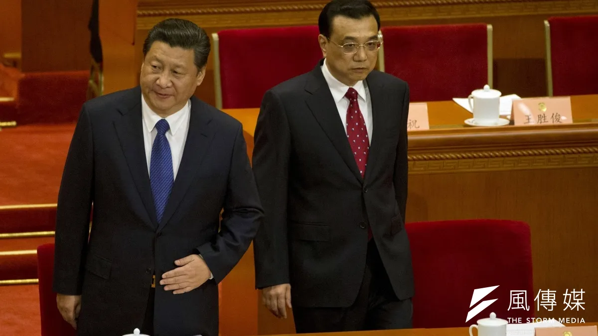 中國國家主席習近平(左)與國務院總理李克強(右)重提九二共識與反台獨,民進黨5日做出回應,再次強調黨主席蔡英文所提的「3個有利」與「3個堅持」。(美聯社)