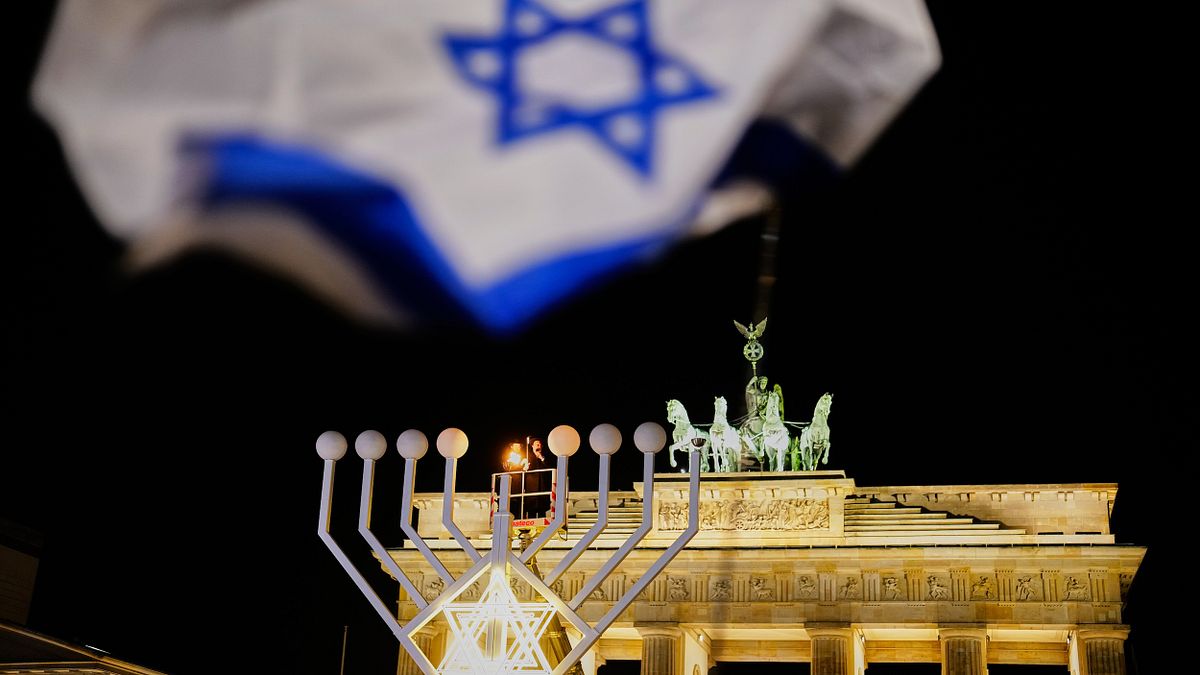 歐洲反恐神經再緊繃!德國警方挫敗聖誕市集恐攻陰謀,5名嫌疑人在巴伐利亞被捕