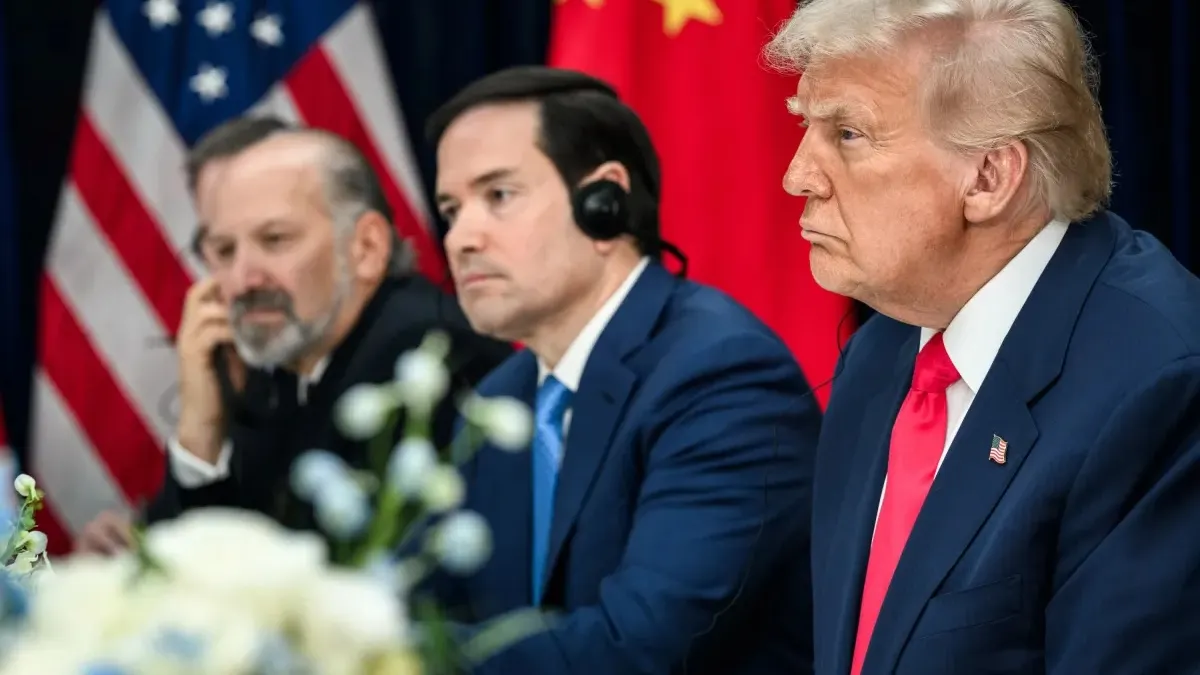 2025年10月30日、韓国・釜山で中国国家主席の習近平とアメリカ大統領のトランプが会談し、アメリカのラトニック商務長官とルビオ国務長官が同席した。(写真/ホワイトハウス公式サイト提供)