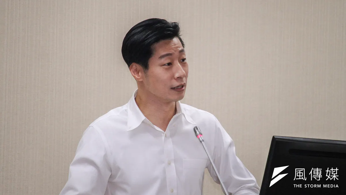 《ETtoday新聞雲》19日公布最新民調,結果顯示在台北市8名立委當中,國民黨立委蔣萬安整體評價最高,整體評價最低者則是無黨籍立委林昶佐(見圖)。(資料照,蔡親傑攝)