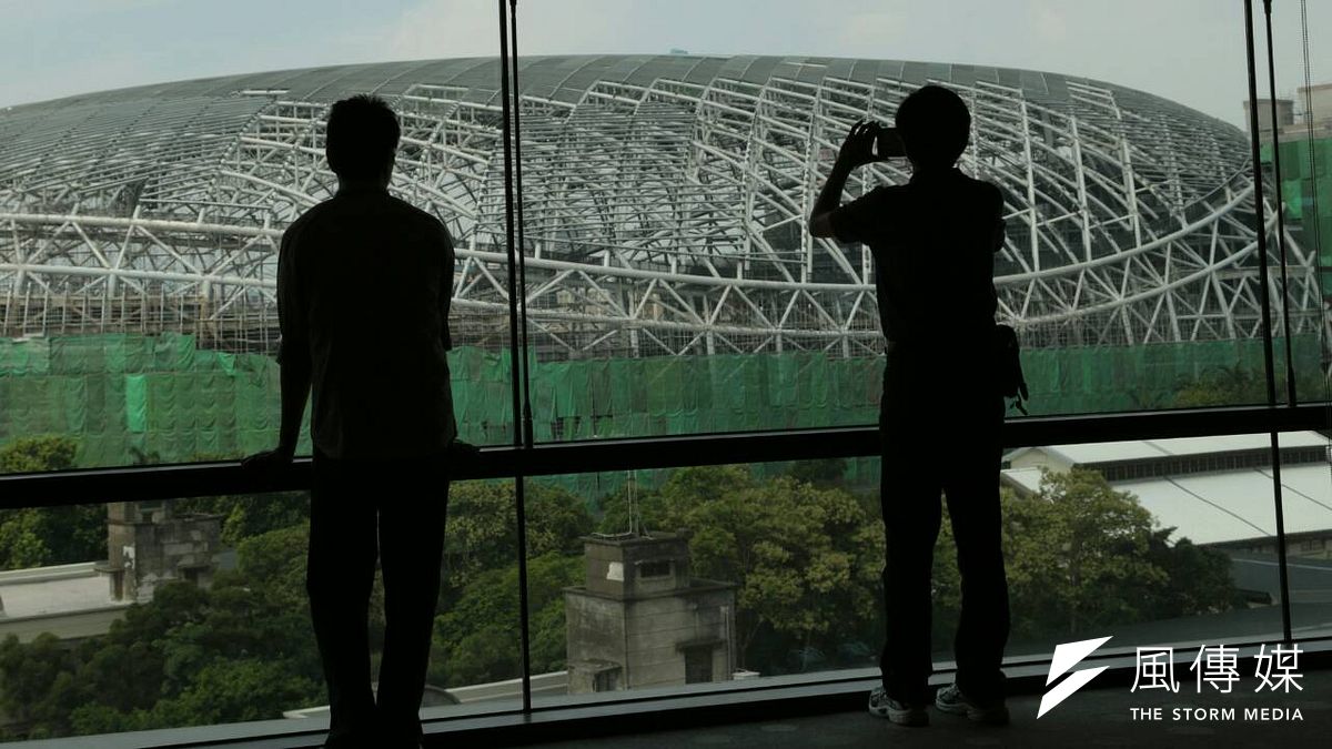 大巨蛋何去何從,前景茫茫(余志偉攝) 大巨蛋何去何從,前景茫茫(余志偉攝)