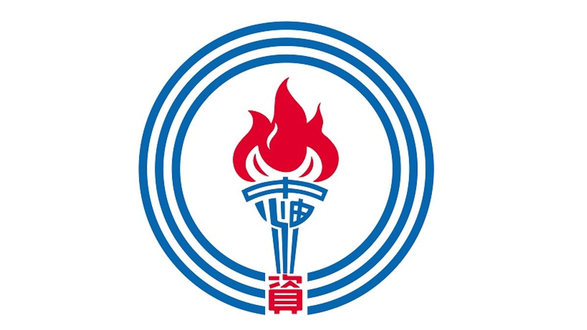 高雄港62號碼頭1艘化學輪船,28日在接受中油前鎮儲運所管線輸送精煉樹脂油時油管破裂,樹脂油外洩,造成逾350民眾身體不適送醫。 高雄港62號碼頭1艘化學輪船,28日在接受中油前鎮儲運所管線輸送精煉樹脂油時油管破裂,樹脂油外洩,造成逾350民眾身體不適送醫。