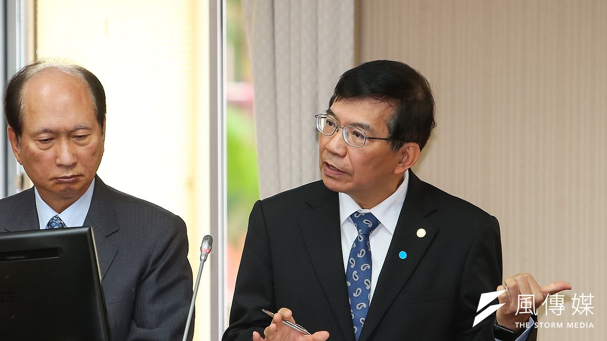 8日是太魯閣出軌事件頭七,交通部次長王國材8日於交通委員會備詢。(顏麟宇攝) 8日是太魯閣出軌事件頭七,交通部次長王國材8日於交通委員會備詢。(顏麟宇攝)