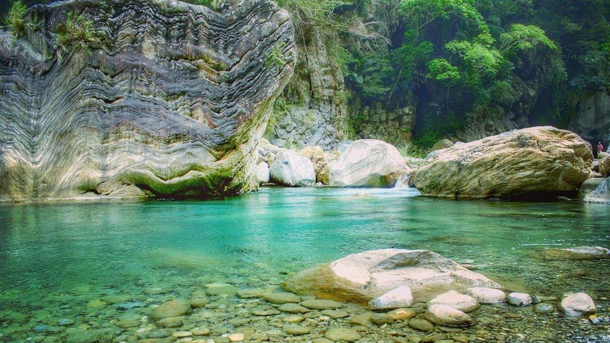 舊稱為神秘谷的「 砂卡礑步道 」,如同它的名字一般,神秘且壯麗。(圖/取自IG@cloudchaser_416) 舊稱為神秘谷的「 砂卡礑步道 」,如同它的名字一般,神秘且壯麗。(圖/取自IG@cloudchaser_416)