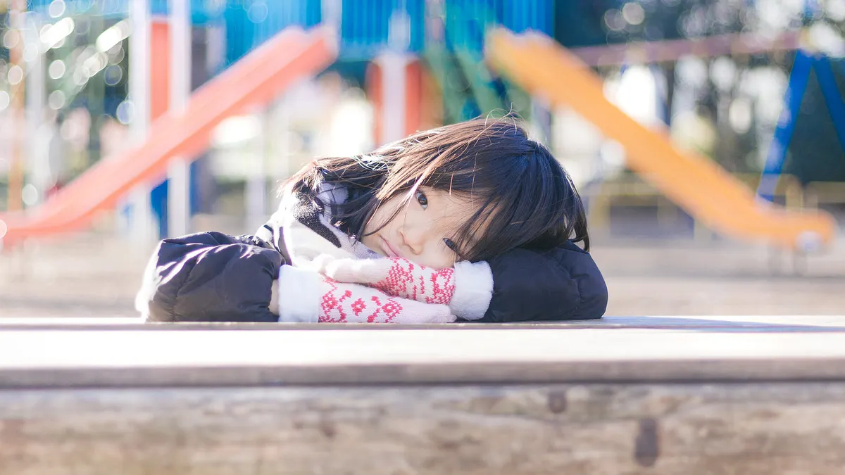 即將邁入青春期的孩子很彆扭,家長應多陪伴與關心。(示意圖非本人/すしぱく@pakutaso) 即將邁入青春期的孩子很彆扭,家長應多陪伴與關心。(示意圖非本人/すしぱく@pakutaso)