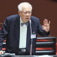 監察院長被提名人陳永興自詡為「監察院的改革者」,認同「中華民國與台灣已經融合了」。(柯承惠攝) 監察院長被提名人陳永興自詡為「監察院的改革者」,認同「中華民國與台灣已經融合了」。(柯承惠攝)