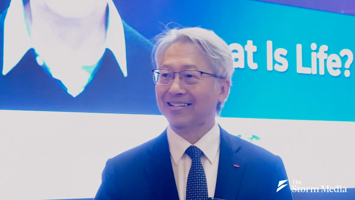 Academia Sinica President Liao Jun-chih speaks with Storm Media. (Photo by Tsai Chin-chieh)