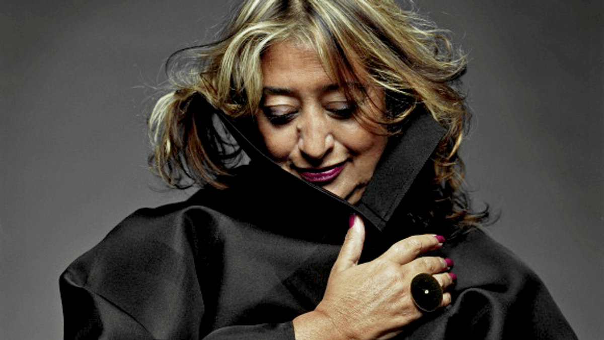 去年逝世的「建築女帝」札哈‧哈蒂(Zaha Hadid),建築風格前衛大膽,在全球建築界享富盛名。(圖/Zaha Hadid Architects官網) 去年逝世的「建築女帝」札哈‧哈蒂(Zaha Hadid),建築風格前衛大膽,在全球建築界享富盛名。(圖/Zaha Hadid Architects官網)