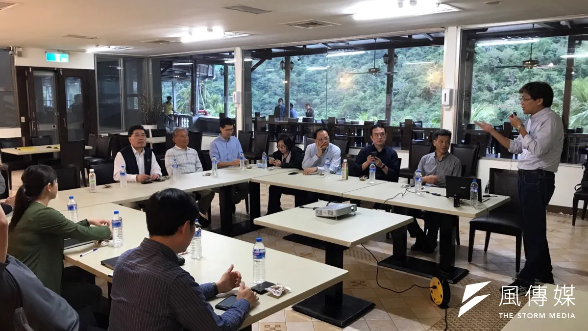 金屬中心和產學研合作推動溫泉綠能研究、產業應用及人才培育等層面進行交流討論。(圖/徐炳文攝)