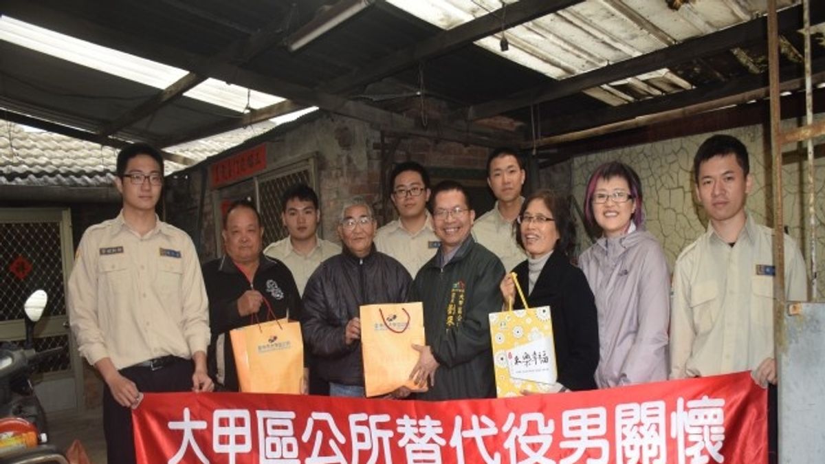 協助獨老掃除居家環境 替代役男到府獻關懷 協助獨老掃除居家環境 替代役男到府獻關懷