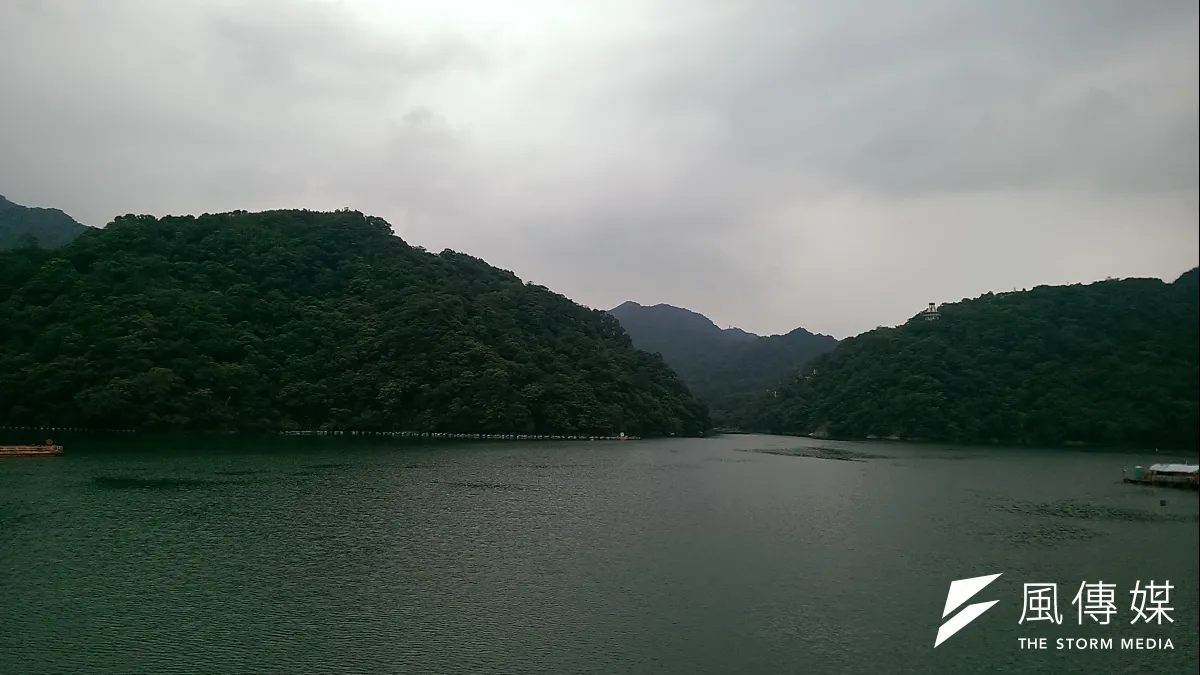 桃園石門水庫因降雨量少,蓄水率跌破7成。(資料照,方炳超攝)