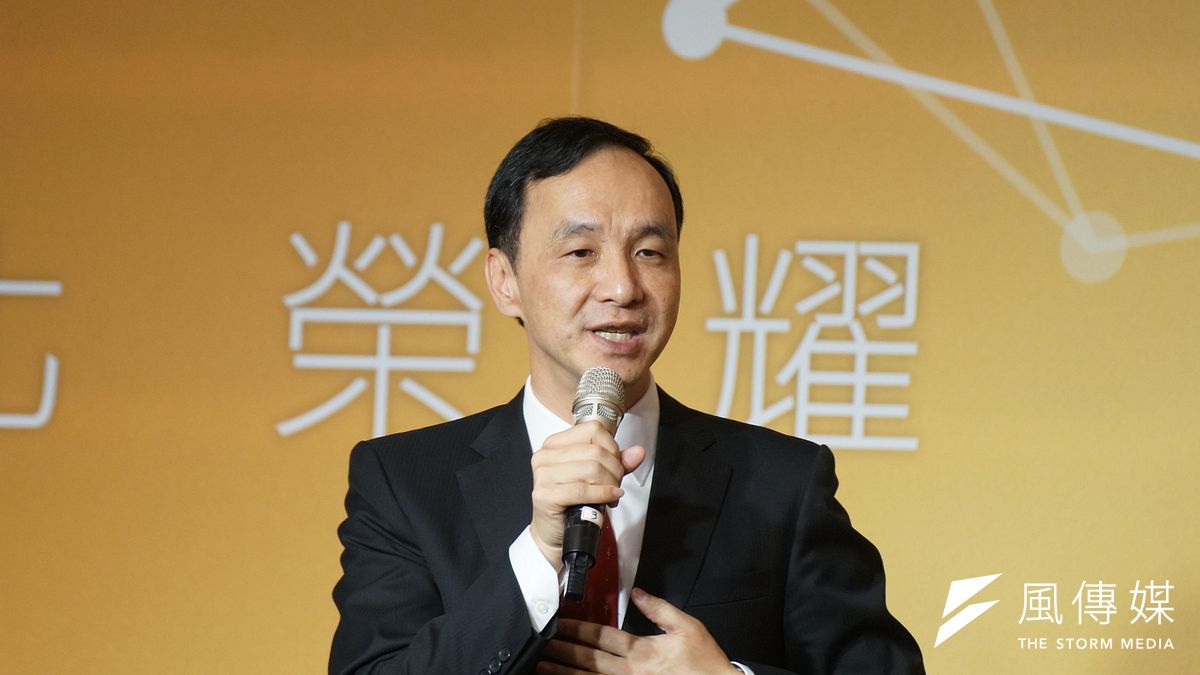 新北市長朱立倫今晚抵達南京時表示,這次大陸行,22日將會見江蘇省委書記婁勤儉,到上海時也將與市委書記李強見面。(資料照,盧逸峰攝) 新北市長朱立倫今晚抵達南京時表示,這次大陸行,22日將會見江蘇省委書記婁勤儉,到上海時也將與市委書記李強見面。(資料照,盧逸峰攝)